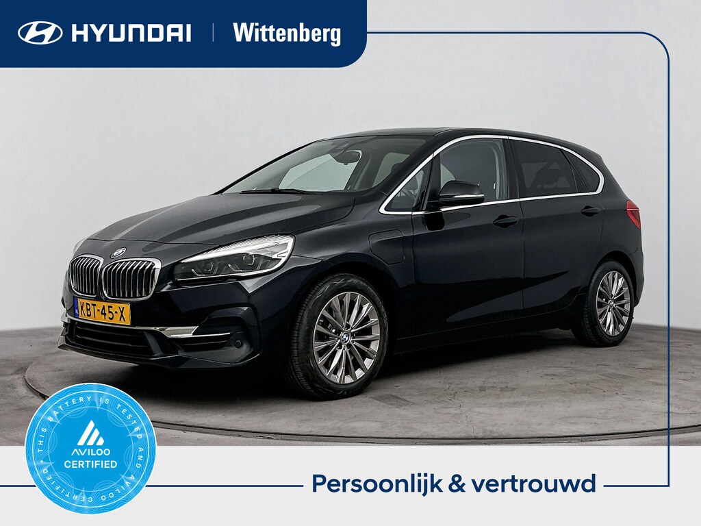 BMW 2-Serie Active Tourer 225xe iPerformance High Executive Aut. 4WD | PHEV | Leer | Panoramadak | Memory | Stoelverwarming | Navigatie | Camera |