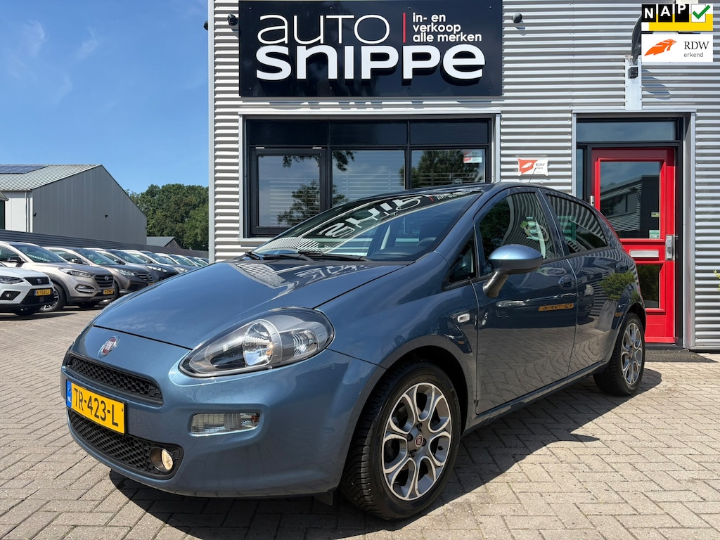 Fiat Punto Evo 0.9 TwinAir Sempre -5DRS.-CLIMA-CRUISECONTROL-NAVI-TREKHAAK-BLUETOOTH-LICHTMETALEN VELGEN-ORIGINEEL NEDERLANDS!-