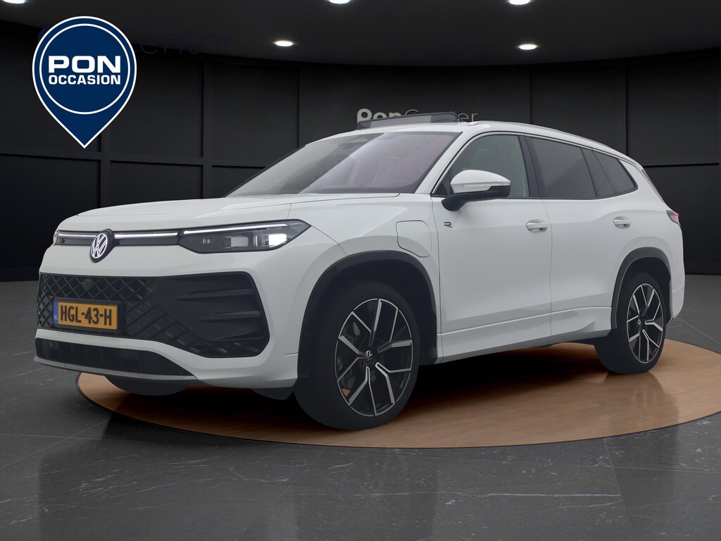Volkswagen Tayron 1.5 eHybrid R-Line | Pano Dak | Head-up Display | 360 Camera | Side Assist | ACC | Elek. Achterklep | Stuur-/Stoelverwarming V+A | Sportstoelen | 20'' |