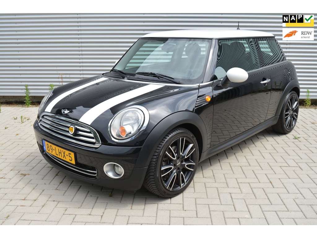 MINI Cooper 1.6 Business Line | Airco | 17 inch | Cruise | Electr. Pakket
