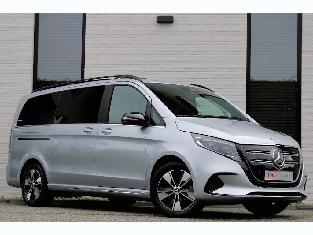Mercedes-Benz EQV 300 L2 / AMG / Luchtvering / Panorama / 7-Persoons / Burmester / Vol Opties / NIEUWSTAAT