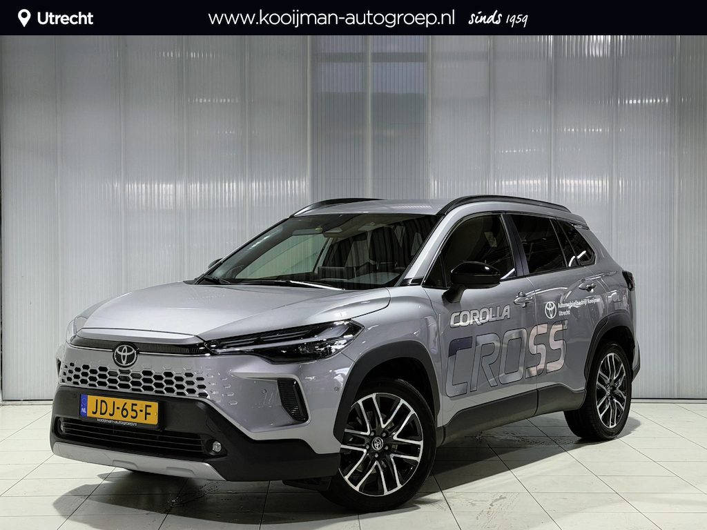 Toyota Corolla Cross Hybrid 180 Executive Lederen bekleding , Elektrisch verstelbare bestuurdersstoel , Stoel/stuurwielverwarming , 18'' LM velgen , BTW auto , Orgineel NL