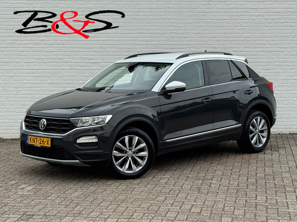 Volkswagen T-Roc 1.5 TSI Sport Camera Adaptieve cruise Digitaal dashboard Pdc voor+achter