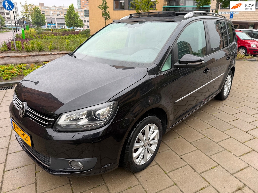 Volkswagen Touran 1.4 TSI | Highline | 7 persoons | PANO | LED | DSG | 170 PK | FULL OPTIONS