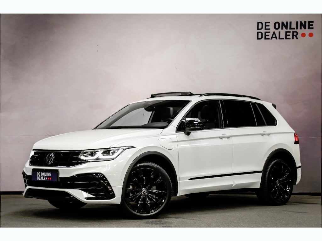 Volkswagen Tiguan 1.4 TSI eHybrid R-Line Black Style |Pano|360camera|Trekhaak|Sfeer|