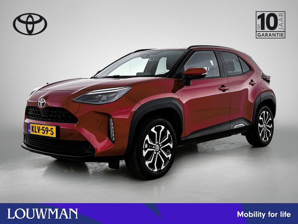 Toyota Yaris Cross 1.5 Hybrid Dynamic + Limited Dealer Onderhouden | Parkeersensoren voor+achter | Stoelverwarming | Climate Control | Cruise Control Adaptive | Achteruitrijcamera | Navigatie | Apple CarPlay/Android Auto |