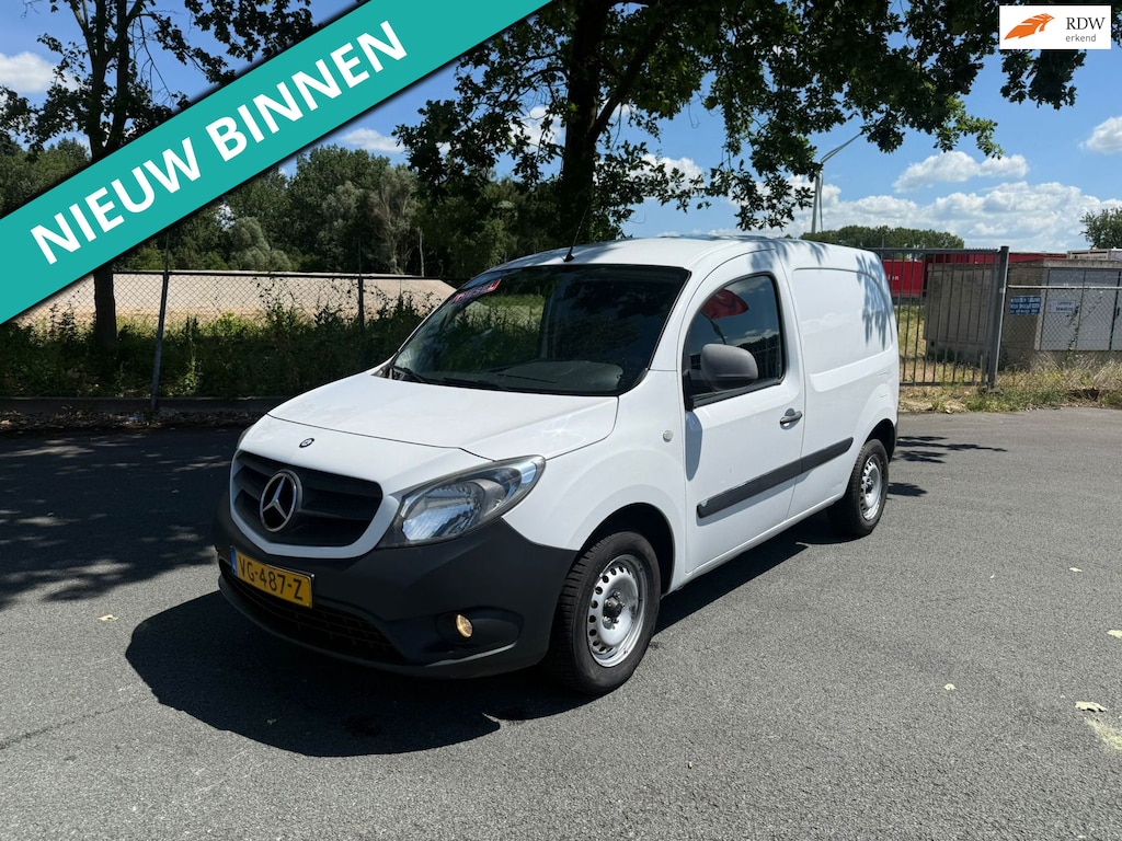 Mercedes-Benz Citan 108 CDI BlueEFFICIENCY ZEER NETTE AUTO RIJDT EN SCHAKELT GOED