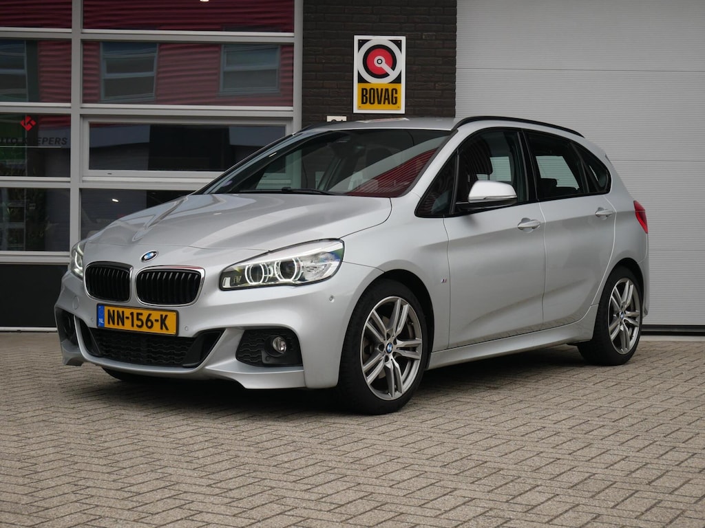 BMW 2-Serie Active Tourer 220i High Executive M Sport| Leder| Camera| Trekhaak