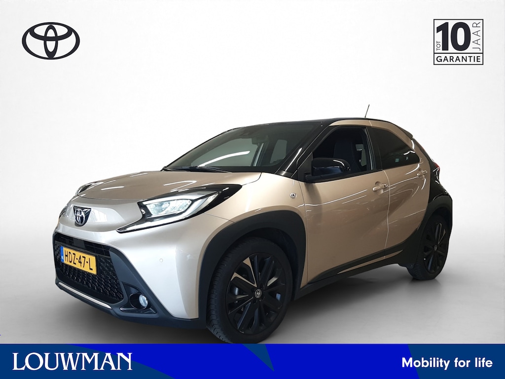 Toyota Aygo X 1.0 VVT-i MT Premium | Dealer onderhouden | JBL | Parkeersensoren | Stoelverwarming | Draadloze telefoonlader | Keyless Entry/Start |
