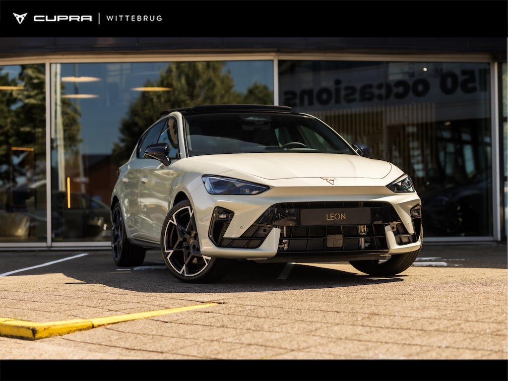 CUPRA Leon 1.5 TSI e-Hybrid VZ Performance €4500,- voordeel - Panorama Dak - Sennheiser Audio - Elektrisch Verstelbare Bestuurdersstoel