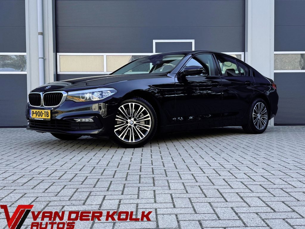 BMW 5-Serie 530d High Executive Automaat | Leder | Camera | Navigatie | LED | Stoelverwarming