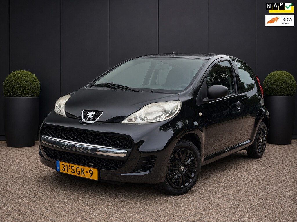 Peugeot 107 1.0-12V XR AIRCO APPLE CARPLAY APK 06-06-2027 NAP 5 DEURS