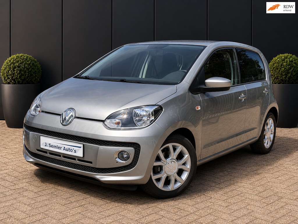 Volkswagen Up! 1.0 high up! BlueMotion AIRCO 28.000 KM !! BOEKJES
