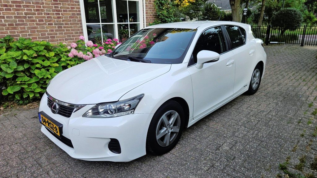 Lexus CT HYBRID Wit Parelmoer/ NL AUTO / NAP