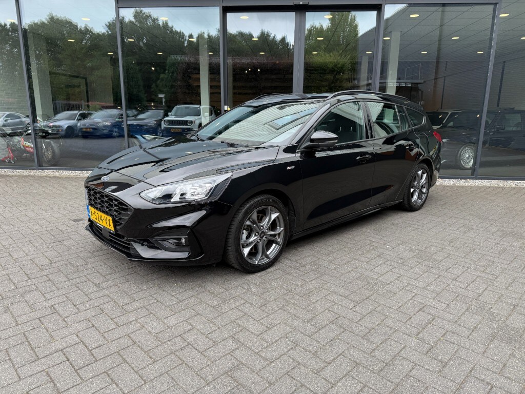 Ford Focus 1.0 EBH ST-Line,Navi,Clima,Cruise,Trekhk,Keyless,Camera,Lane Ass.,Carplay,