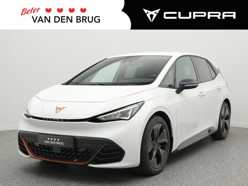 CUPRA Born Performance 62 kWh | SoH 95,5% | Elektr. voorstoelen incl. massage | Adaptieve cruise | Achteruitrijcamera | Stoel- & stuurverwarming |