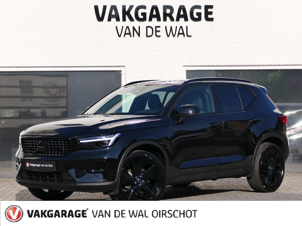 Volvo XC40 2.0 B3 Plus Black | Harman/Kardon | Memory | Stoel/stuurverwarming | Apple-/Android Carplay | 20 inch zwarte velgen | Draadloze telefoon oplader | Google | BLIS | ACC