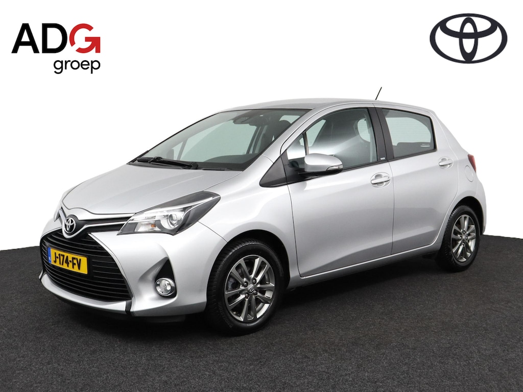 Toyota Yaris 1.3 VVT-i Dynamic | Climate controle | Cruise control | Stoelverwarming