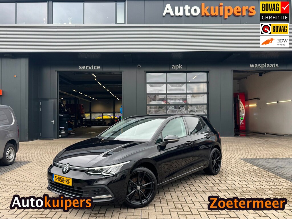 Volkswagen Golf 1.5 TSI Style | ALL-SEASON BANDEN | Met o.a. adaptive cruise, climate, achteruitrijcamera, stoelverwarming en PDC!