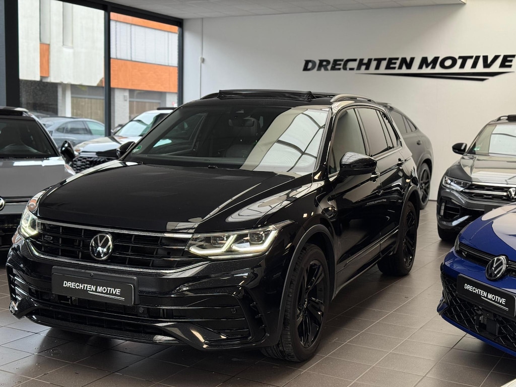 Volkswagen Tiguan 1.4 TSI eHybrid R-Line / Pano / 360 camera /