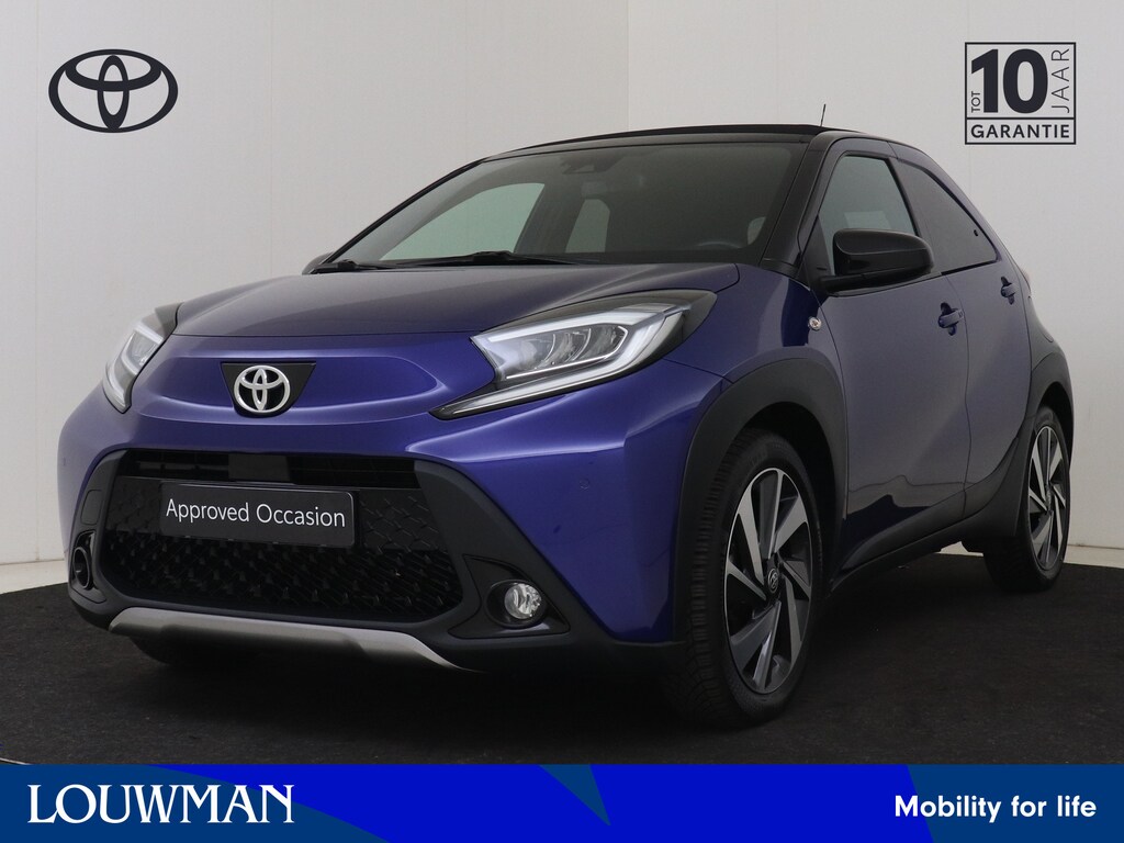 Toyota Aygo X 1.0 VVT-i MT Envy Canvas Dak | BTW Voertuig | Keyless Entry/Start | Stoelverwarming | Parkeersensoren voor+achter | Climate Control | Draadloze telefoonlader | Apple CarPlay/Android Auto | Cruise Control Adaptive |