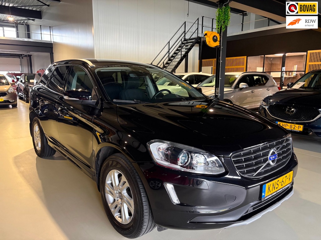 Volvo XC60 2.4 D4 Kinetic Trekhaak Camera Elektr achterklep navi etc