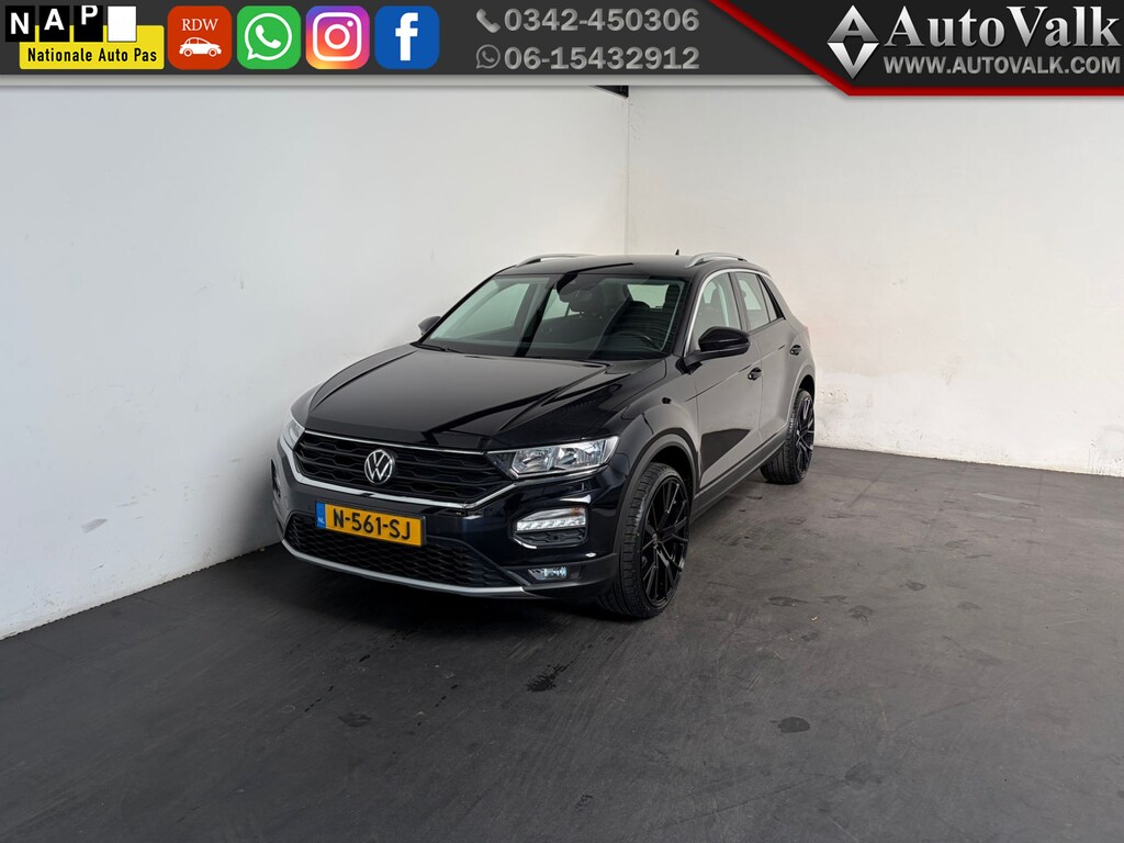 Volkswagen T-Roc 1.5 TSI Sport. Trekhaak 20´´