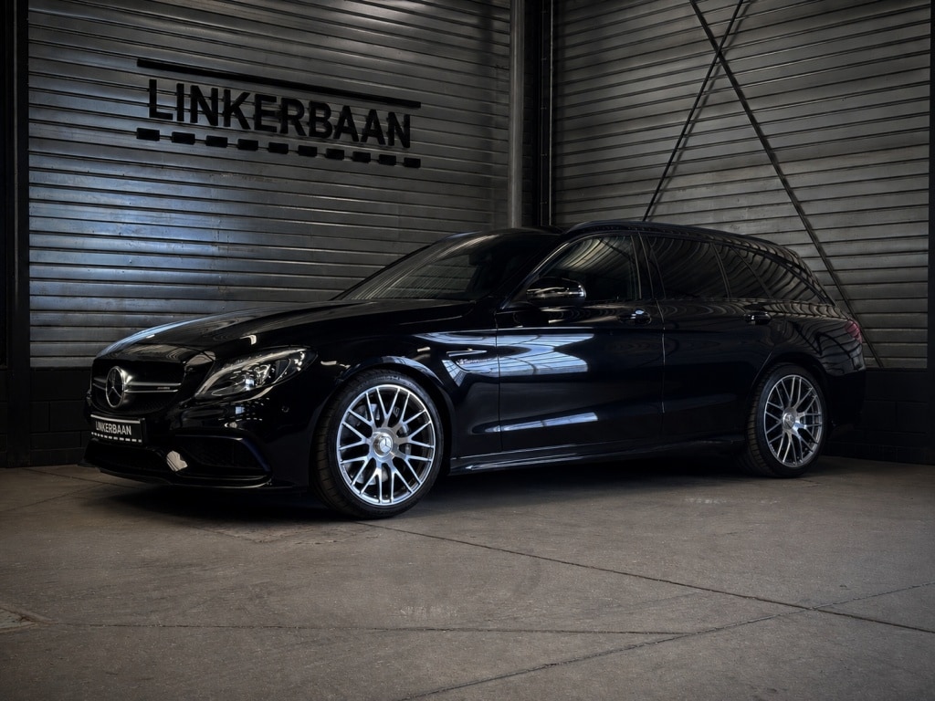 Mercedes-Benz C-klasse Estate AMG C63 V8 Biturbo | Panodak | Burmester | Rijassistent Plus |
