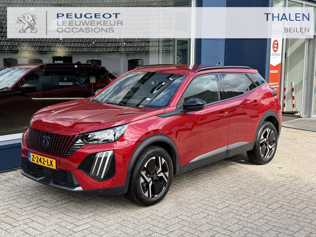 Peugeot 2008 1.2 Turbo 100 PK Allure | Facelift Model | Trekhaak 1200KG | Navigatie | LED Verlichting | Cruise Control | Hoge Zitpositie | Parkeersensoren | DAB | Digitaal Dashboard | Half Lederen stoelen | Lichtmetalen Velgen 17 inch |
