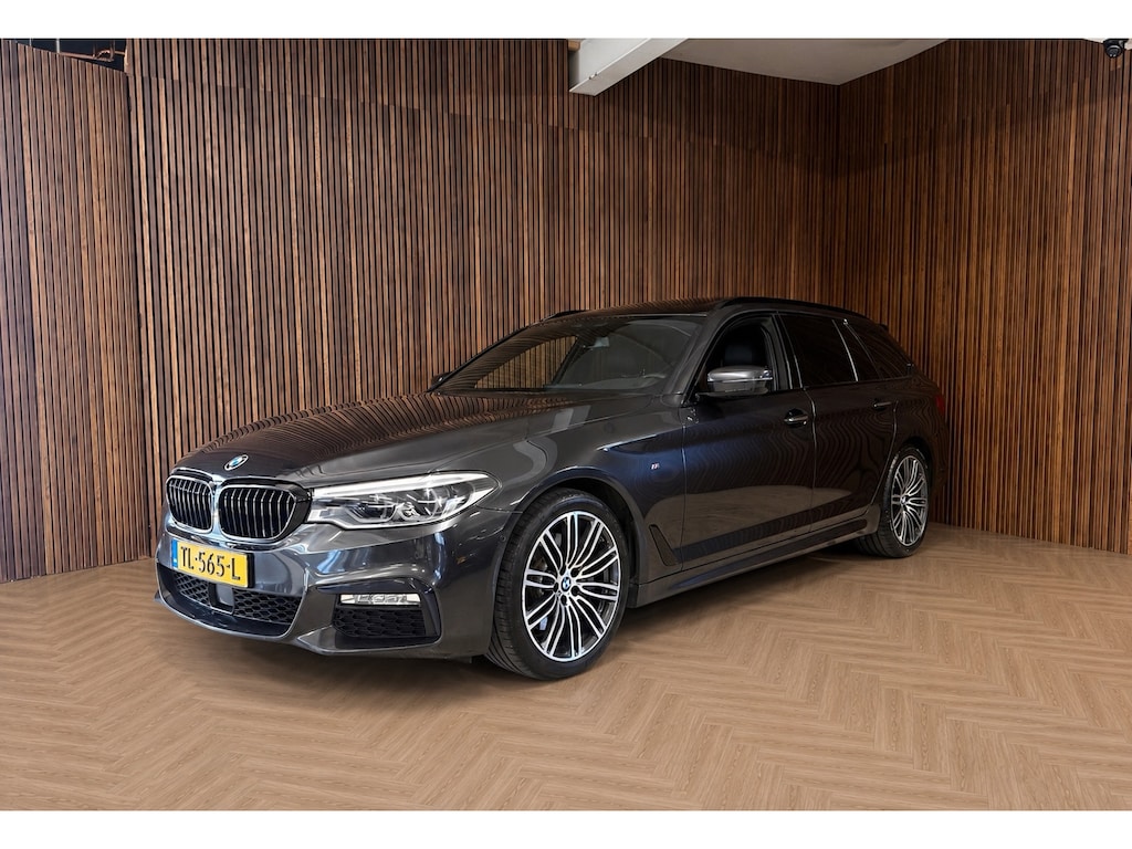 BMW 5-Serie Touring 530i xDrive High Executive - M Pakket - HUD - Adapt -