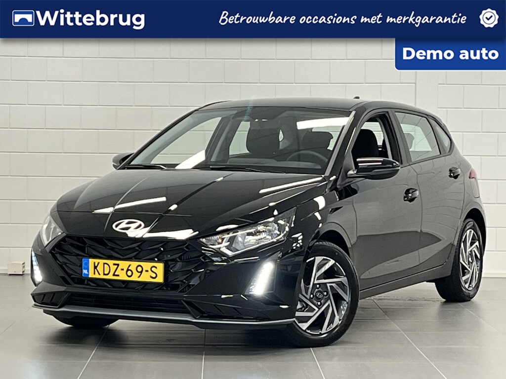 Hyundai i20 1.0 T-GDI Comfort NAVIGATIE | PARKEERSENSOREN + CAMERA ACHTER | DEMO BESCHIKBAAR VANAF 25-09-2026