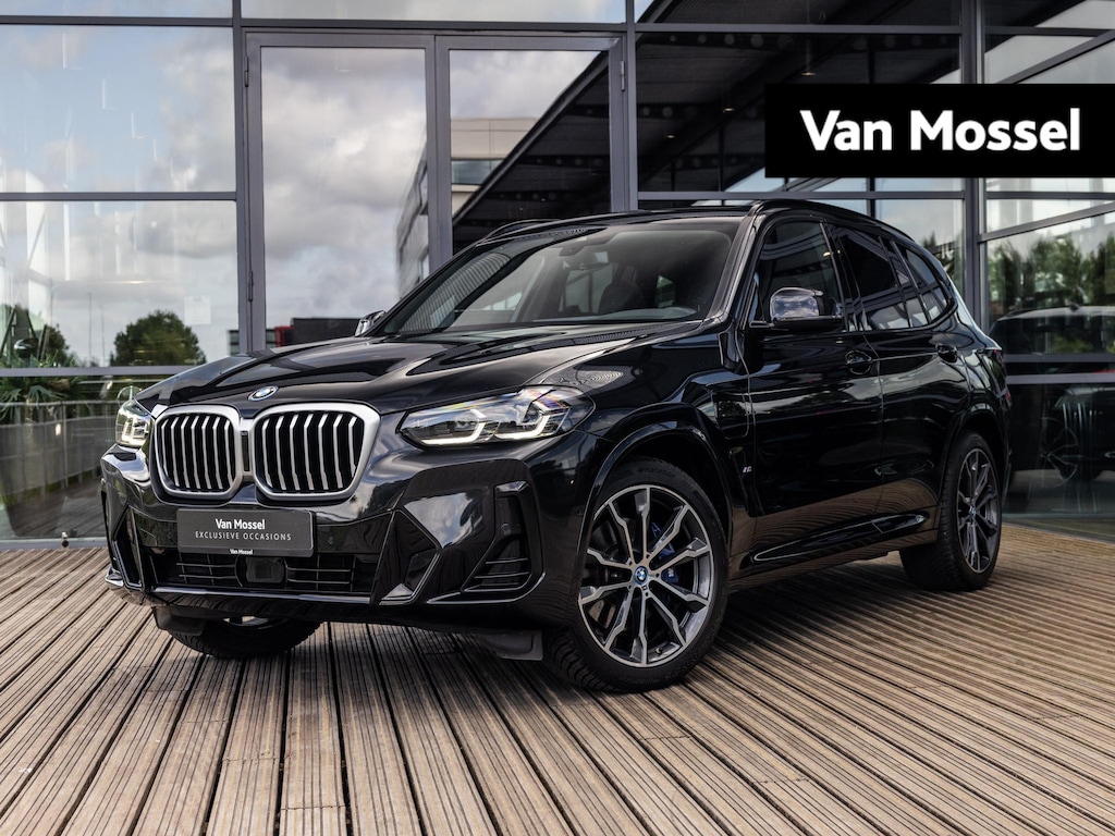 BMW X3 xDrive30e High Executive | M-SPORT | PANO-SCHUIFDAK | HARMAN KARDON | HEAD-UP | CAMERA | LEER