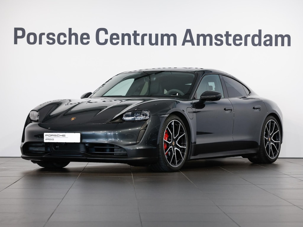 Porsche Taycan 