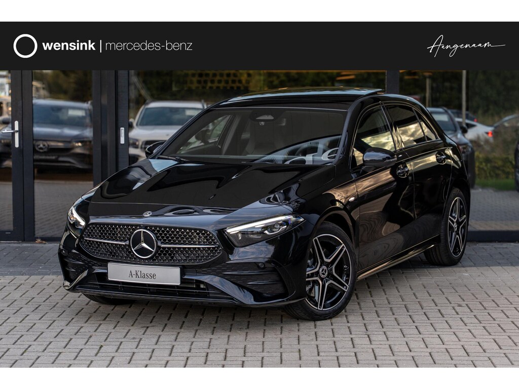 Mercedes-Benz A-klasse 250e Business Solution AMG | Panoramaschuifdak  | Night pakket | Achteruitrijcamera | Stoelverwarming | MULTIBEAM LED |