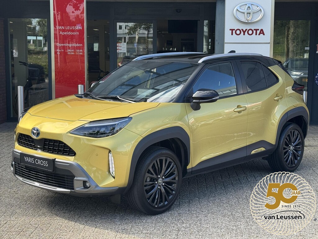 Toyota Yaris Cross 1.5 Hybrid Adventure STOEL/STUURVERWARMING AD-CRUISE APPLE/ANDROID PARKSENOREN 360-CAMERA