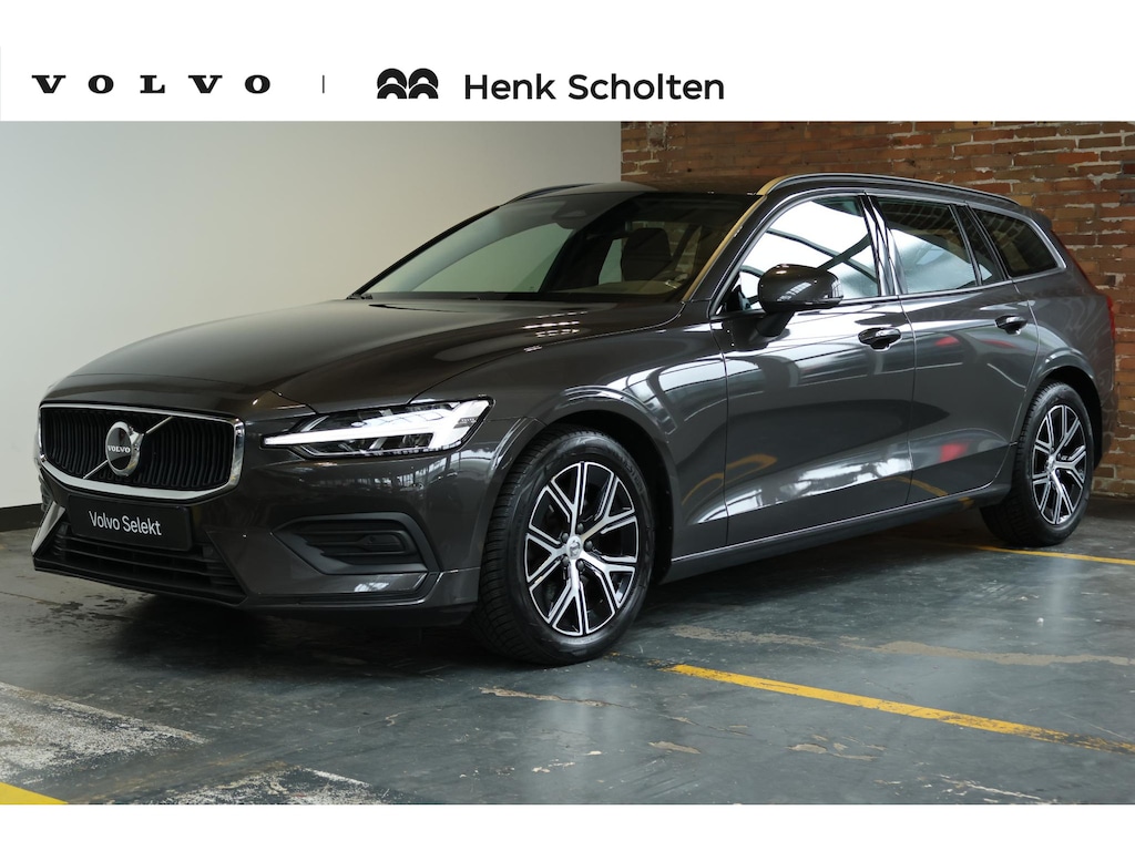 Volvo V60 B3 Essential Edition | Parkeercamera | Parkeersensoren voor + achter | Stoelverwarming voor + achter | Stuurwielverwarming | Dealeronderhouden | Navigatie |