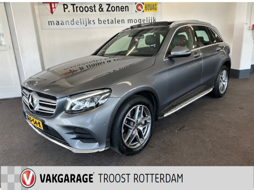 Mercedes-Benz GLC 250 4MATIC AMG Upgrade Edition Automaat | Panoramadak | Cruise control | Climate control | Navigatie | Elek. kofferklep | Stoelverwarming | Half-Lederen bekleding