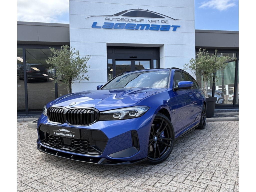 BMW 3-Serie Touring 320e M-Sport Performance | Pano | H&K | Trekhaak