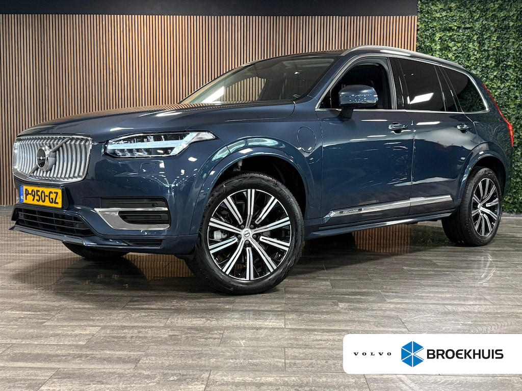 Volvo XC90 T8 AWD Recharge Inscription Long Range | Trekhaak | 360° Camera | Harman Kardon | 455pk | Adaptieve Cruise Control | Stoel en Stuurwielverwarming | Schuifdak | Full LED Meesturende koplampen | Pilot Assist | BLIS Dode Hoek Detectie | Standkachel met Volvo On Call App | Elektrische voorstoelen geheugen | Lederen bekleding | Zitting verlenging voorstoelen | Lederen dashboard | 20 Inch | Keyless Drive | Parkeersensoren voor+achter | Privacy Glass | Elektrisch bedienbare achterklep | 7-Persoons | 4-Zone Climate Control | Geïntegreerde zongordijnen achterportieren | Verlichte instaplijsten | Draadloos telefoon opladen | Alarm Klasse III | DAB Radio | Apple Carplay/Android Auto | Volvo On Call met mobiele App functie | Denim Blue Metallic |
