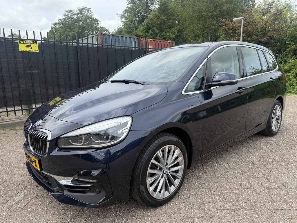 BMW 2-Serie Gran Tourer 218i Executive Edition Sportleer/Stoelverw/Led/HU/Cruise