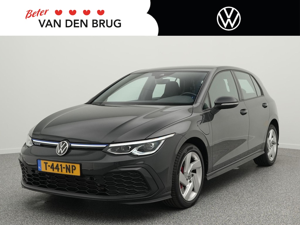 Volkswagen Golf 1.4 eHybrid 245 PK GTE | Adaptieve Cruise | Navigatie | Parkeersensoren Voor & Achter | Sfeerverlichting |