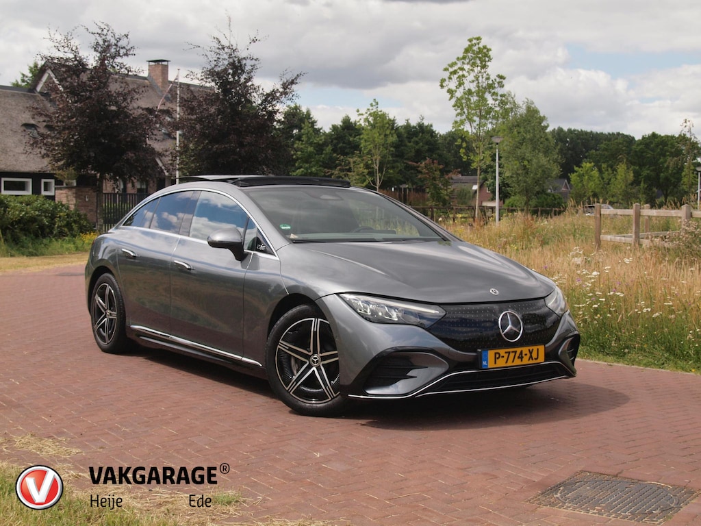 Mercedes-Benz EQE 350+ Launch Edition AMG Line 91 kWh | Panoramadak | Burmester | Camera | Sfeerverlichting | ACC |