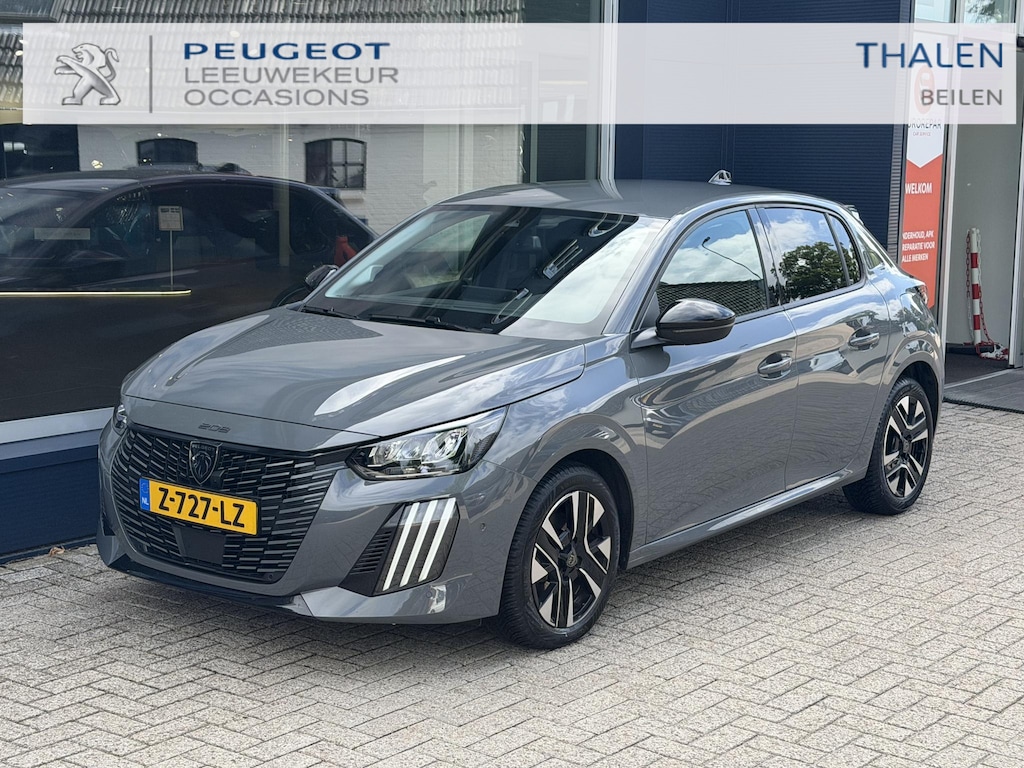 Peugeot 208 1.2 Turbo 100 PK Allure | Navigatie via Telefoon | 360 Graden Camera | LED Verlichting | Climate Control | Dode Hoek Detectie | Voor + Achter Parkeersensoren | 16" Lichtmetalen Velgen |
