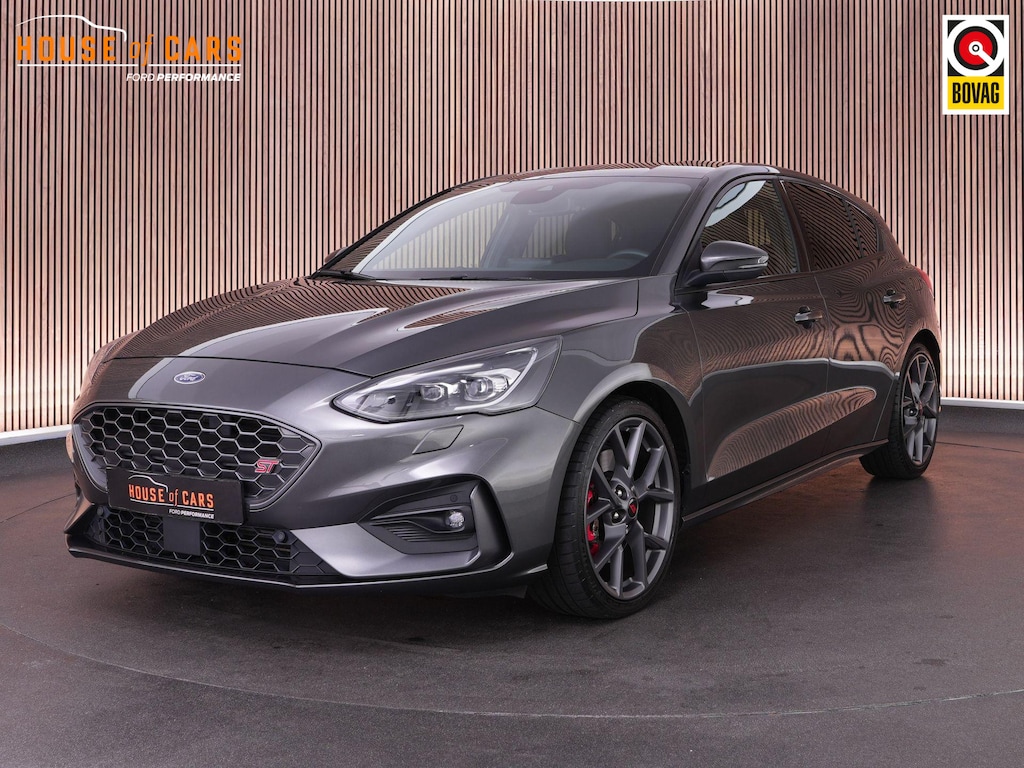 Ford Focus ST-3 2.3 280pk |B&O|blind spot|Apple Carplay|adaptive LED|winterpack|parkeercamera|cruise control|19" LMV|