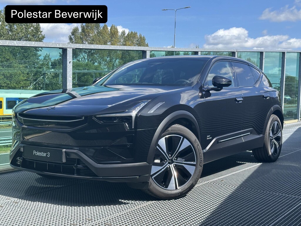 Polestar 3 Long range Single motor 111 kWh / Pano. dak / Pilot Assist / Elek. verstelbare stoelen / Voorstoelen verwarmd / 360 camera / Warmtepomp /