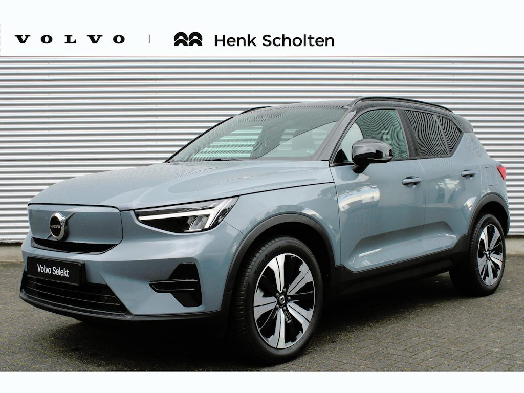 Volvo XC40 Recharge Core 70kWh | SOH-waarde 96% | All-Season Banden | Stuurverwarming | Stoelverwarming | Connect Microtech/Nubuck Bekleding | Thunder Grey Metallic Lak | Apple Carplay | Android Auto | Preconditioning Met Timerfunctie | Parkeersensoren | Achteruitrijcamera | Lendensteun | Getint Glas Achter | Cruise Control |