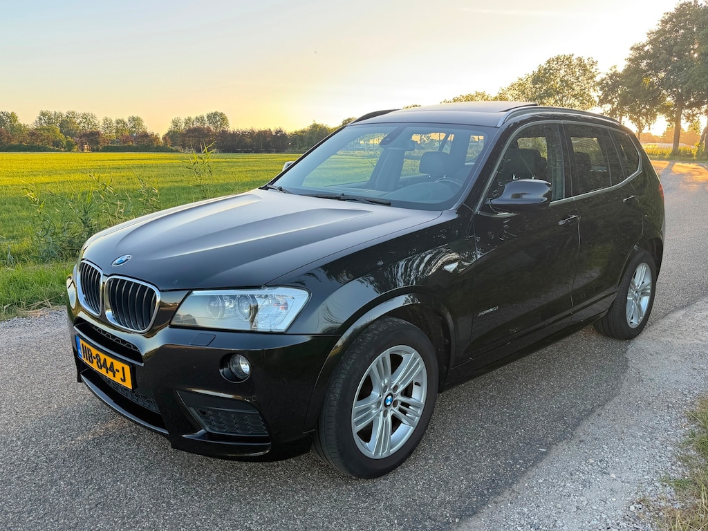 BMW X3 XDrive20i High Executive Panodak M Sport Leder Xenon NAP