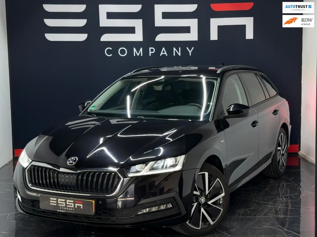 Skoda Octavia Combi 1.5 e-TSI Business KeylessGo Carplay LED Sfeerverlichting
