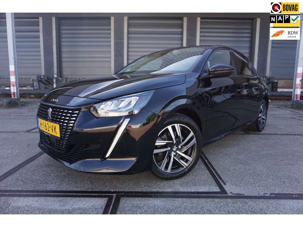 Peugeot 208 1.2 PureTech Blue Lease Allure