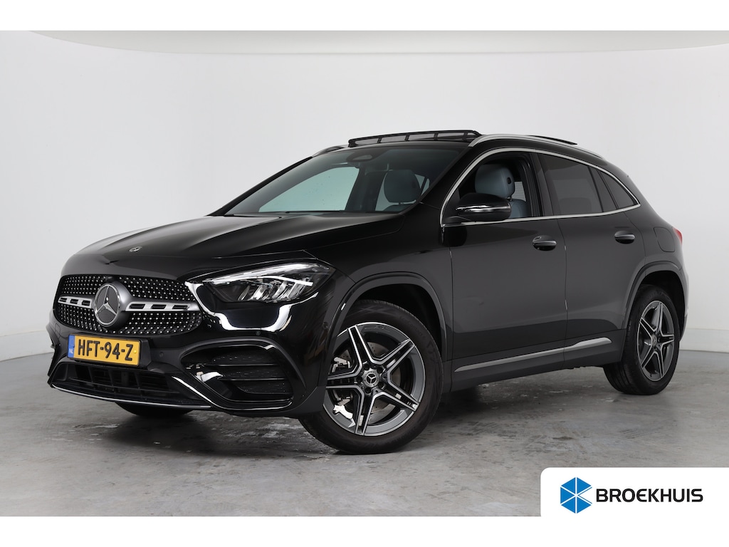 Mercedes-Benz GLA 250 e AMG Line | Open Dak | Sfeerverlichting | Leder | LED | Memory Zetels | BLIS | Cruise Adaptive | Stoelverwarming | Navi | Clima | Camera | Keyless | Parkeersensoren V+A